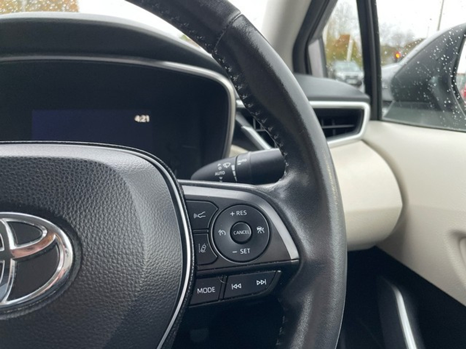 2019 Toyota Corolla *WAS €22,444 NOW €21,444* COROLLA HYB LUNA SPORT SALOON €21,444