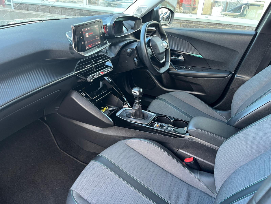 2021 Peugeot 2008 Allure 1.2 100 4DR €18,950