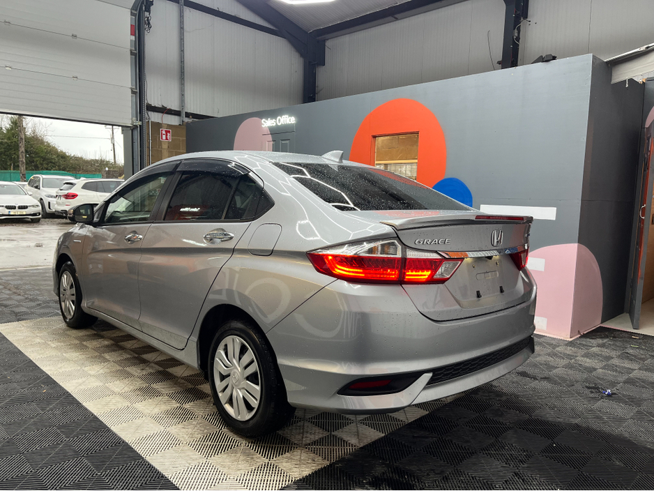 2020 Honda Grace €16950! 2020 HONDA GRACE HYBRID LX SENSING 1.5 AUTOMATIC / REVERSE CAMERA / CRUISE CONTROL €16,950