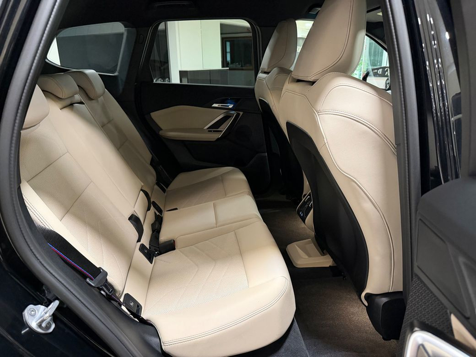 2025 BMW X1 25e M-SPORT PRO X-DRIVE=IVORY LEATHER//HUGE SPEC//AS NEW=2 YEAR BMW WARRANTY=TAILORED FINANCE PACKAGES AVAILABLE=TRADE IN'S WELCOME €53,995