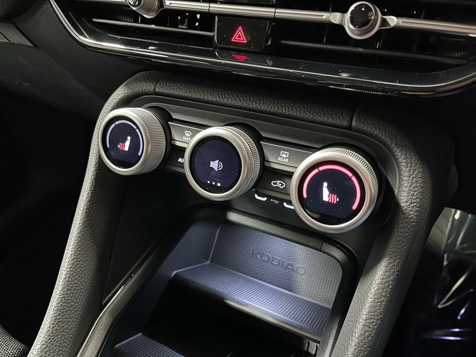 2025 Skoda Kodiaq Selection DSG 2.0TDI 150BHP - Reversing Camera - Heated Seats - Climate Control - Keyless Start - Cruise Control - Apple CarPlay/Android Auto €53,950