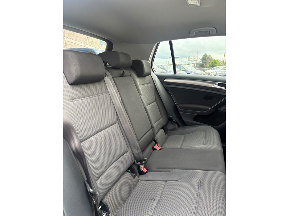 2013 Volkswagen Golf 1.6 TDI SE BLUEMOTION 105PS 5DR €6,750