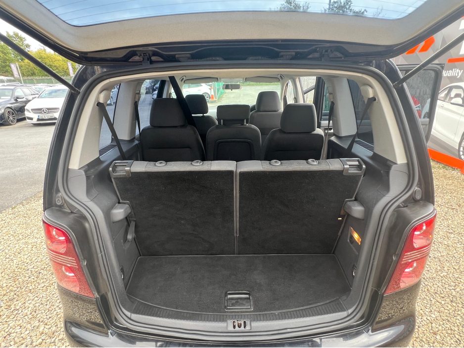 2010 Volkswagen Touran =7SEATS=NCT 12/26==CLEAN CAR €3,350