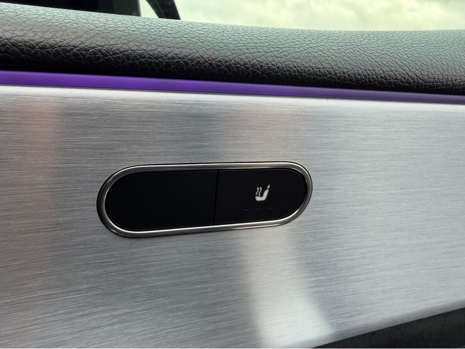 2019 Mercedes-Benz A Class A200d - AMG Premium + Low mileage €24,890