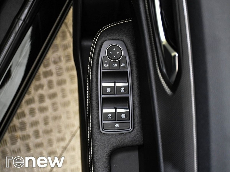 2025 Renault Arkana Techno TCe 140 Auto GSR2 €30,900