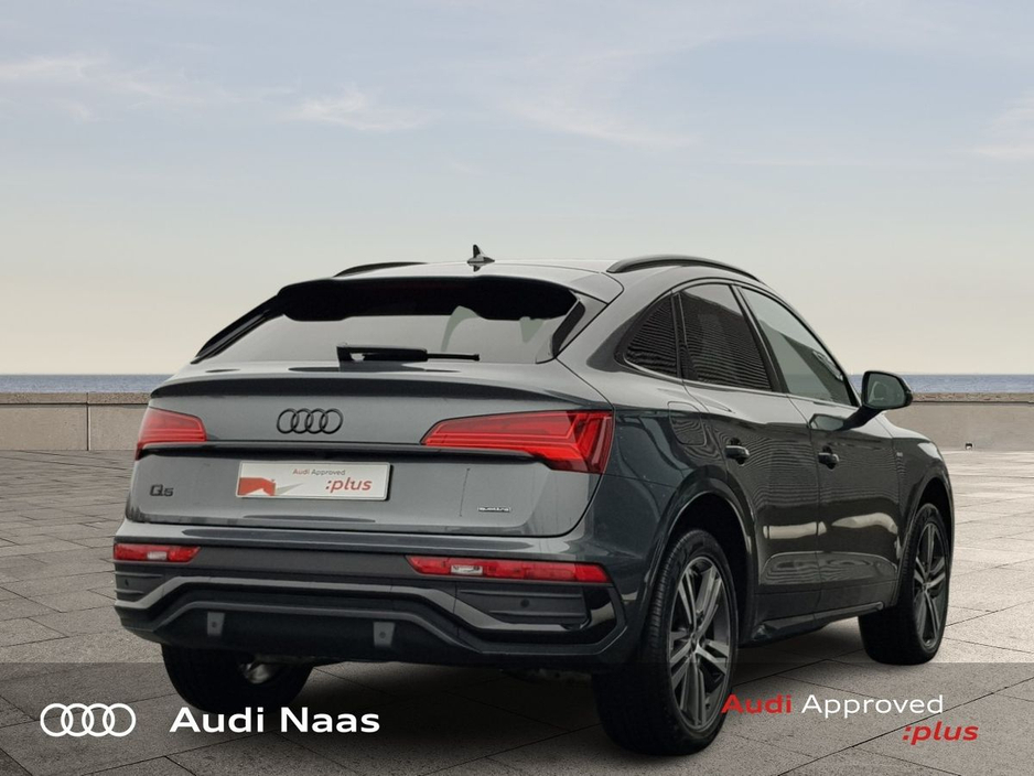 2024 Audi Q5 50 TFSI e 299HP S tronic quattro S Line €59,950