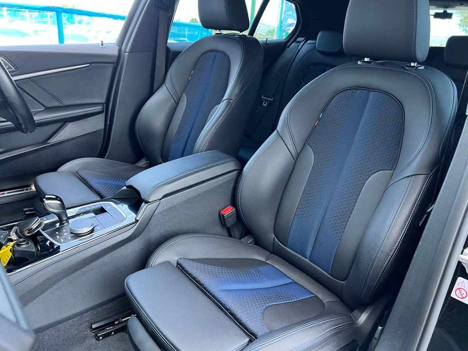 2022 BMW 1 Series 118d M-SPORT 2.0 AUTO // 18" DIAMOND CUT ALLOYS // 360 DEGREE SURROUND PARKING SENSORS // WIRELESS CHARGING BAY €29,950