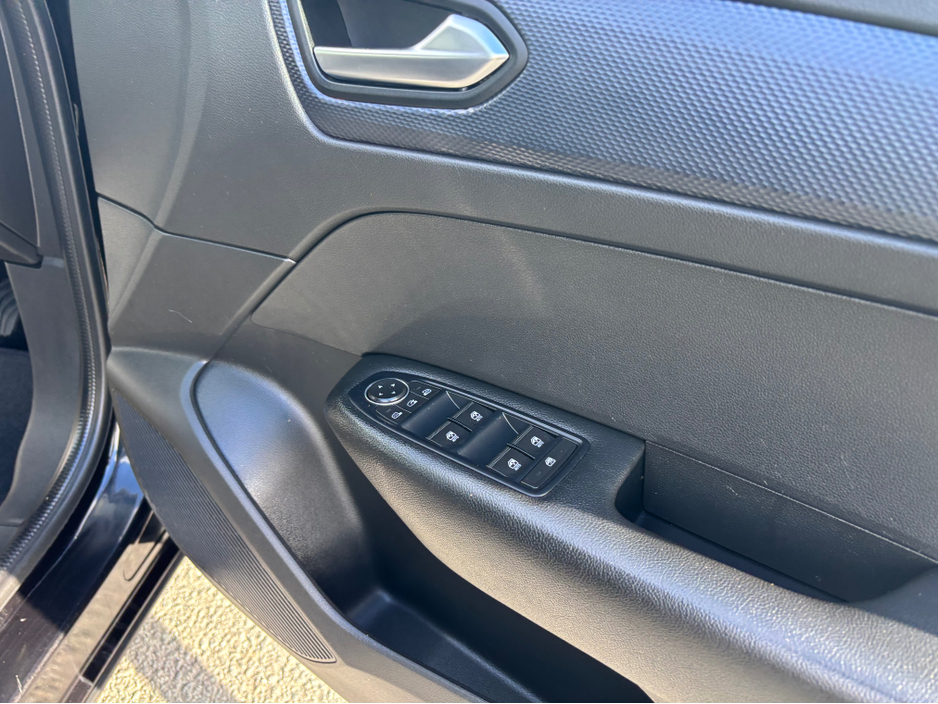 2022 Renault Arkana ICONIC TCE 140 AUTO EDC 5DR AU €21,499