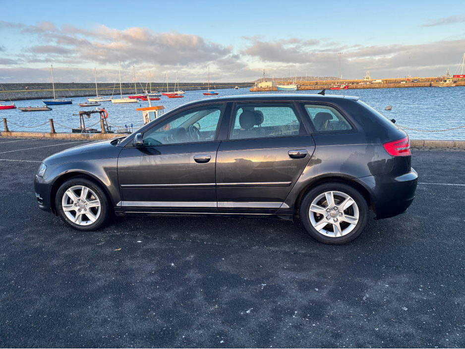 2013 Audi A3 1.4 petrol automatic €8,950