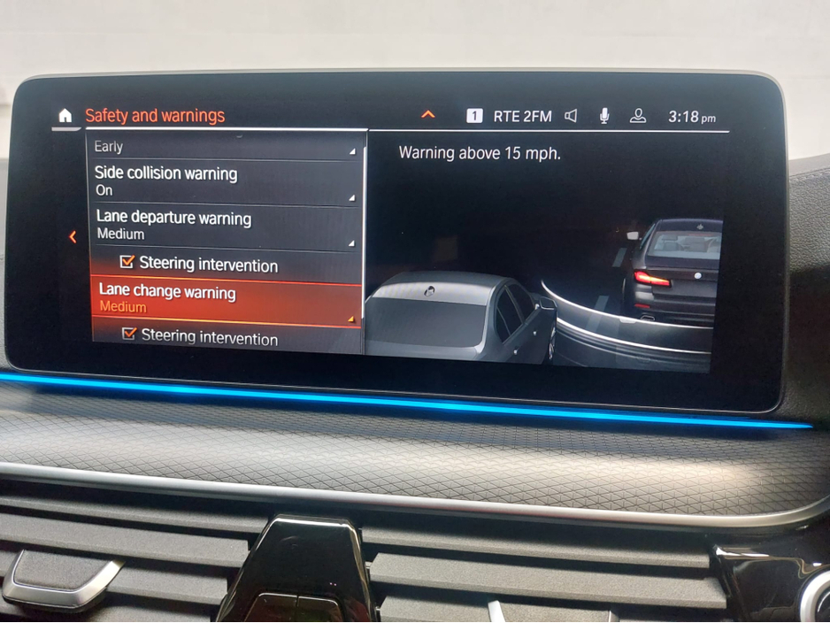 2021 BMW 5 Series 212 545 XDRIVE M SPORT PRO (MASSIVE SPEC )VISIBILITY PACKAGE WITH LASER LIGHTS  - DRIVER ASSIST PROF PACK- PARK ASSIST PROF PACK-  TECH PLUS PACKAGE - HEADS UP- HARMON KARDON - ACTIVE CRUISE CONTROL