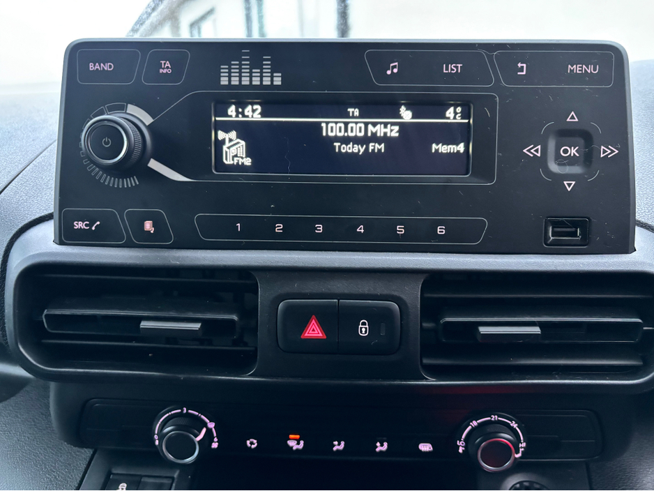 2021 Citroen Berlingo LX BLUEHDI  12 MONTHS WARRANTY €10,489