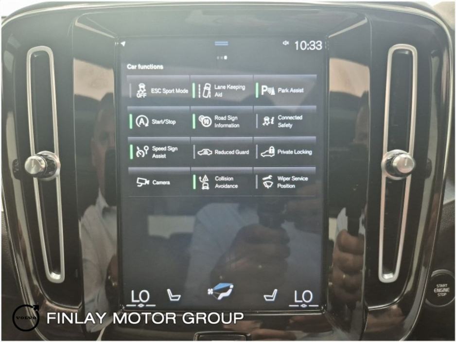 2019 Volvo XC40 T3 (163hp) Momentum 1 year warranty €26,950