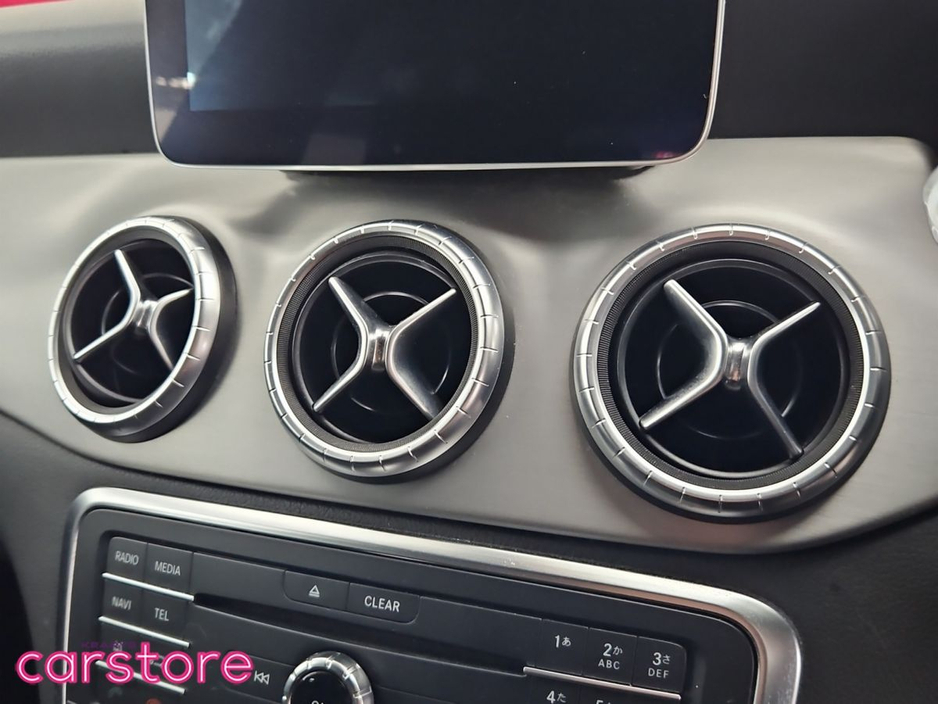 2017 Mercedes-Benz CLA Class 1.6 CLA 180 Auto €23,480