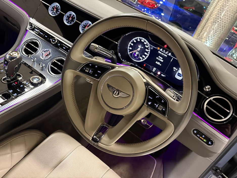 2019 Bentley Continental GT 6.0 W12 MULLINER//LOW MILES=HUGE SPEC//BENTLEY EXTENDED WARRANTY=191 D REG=FULL BENTLEY SERVICE HISTORY//TAILORED FINANCE PACKAGES AVAILABLE=TRADE €169,995