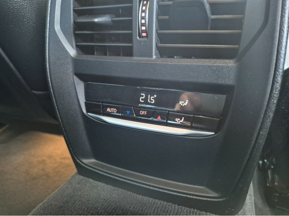 2021 BMW 3 Series 330E M-SPORT PRO PACKAGE SHADOW EDITION €28,950