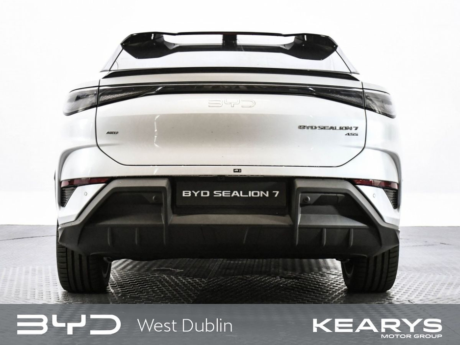 2026 BYD Sealion 7 Order your 261 Sealion 7 Design Indigo Grey today!