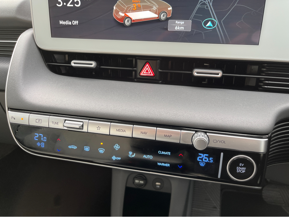 2023 Hyundai Ioniq 5 PREMIUM LE 58KW //FULL LEATHER SEATS//HEATED SEATS AND STEERING WHEEL//ADAPTIVE CRUISE CONTROL// €28,950