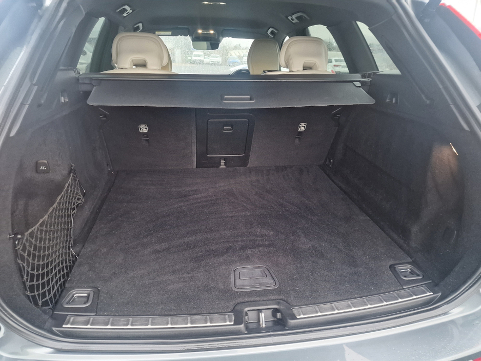 2021 Volvo XC60 B4 Inscritption 5DR Auto €36,950