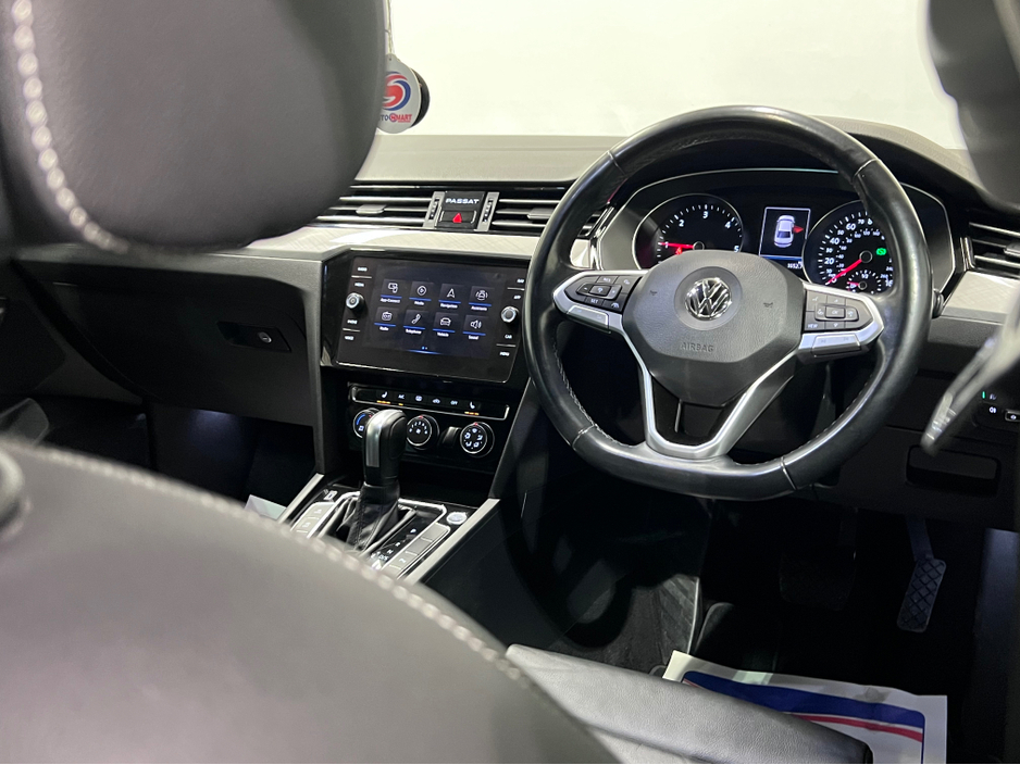 2020 Volkswagen Passat TDI SEL S-A 4DR AUTO €19,700