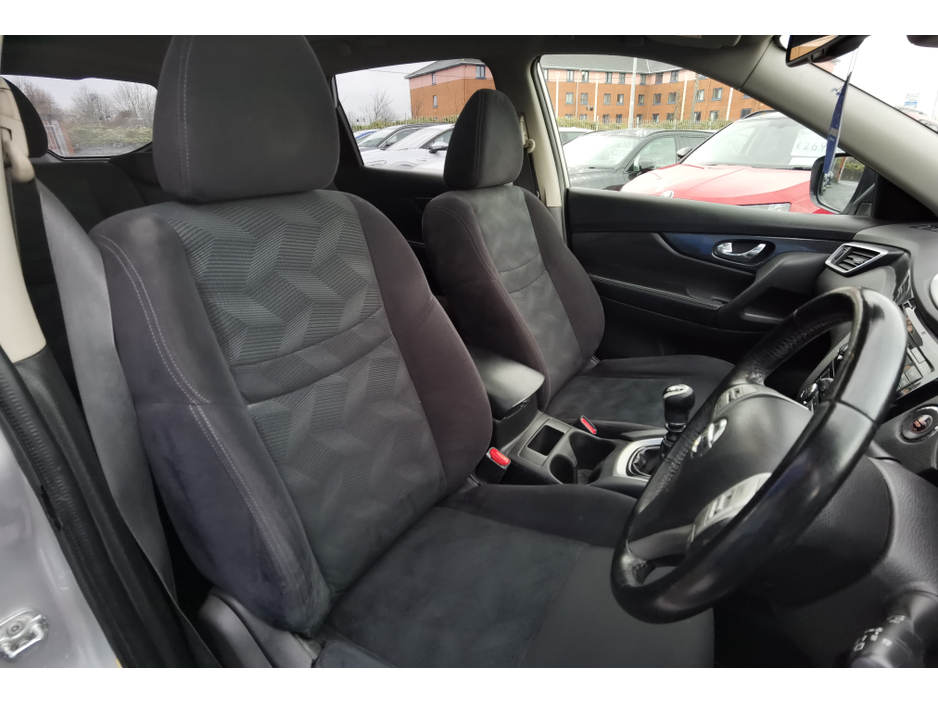 2014 Nissan X-Trail 1.6DCI N-TEC **SUNROOF + 7 SEATER** - FINANCE AVAILABLE - CALL US TODAY ON 01 492 6566 OR 087-092 5525 €9,950