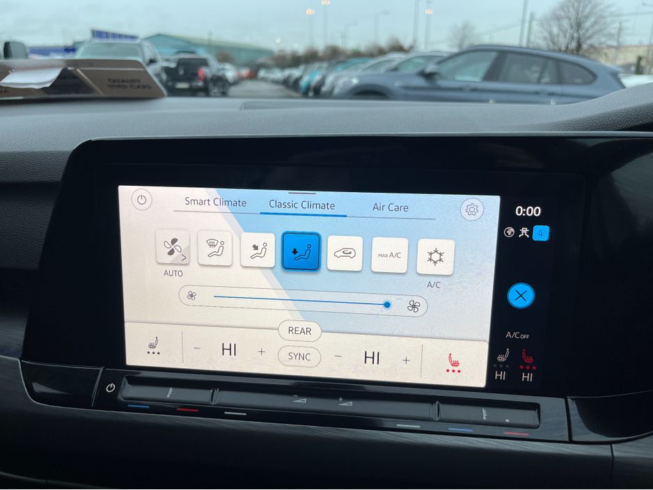 2022 Volkswagen Tiguan E-TSI STYLE AUTOMATIC HYBRID 1.5 PETROL //LOW MILES//HIGH SPEC//HEATED SEATS AND STEERING WHEEL//HEAD UP DISPLAY//KEYLESS ENTRY// €29,950