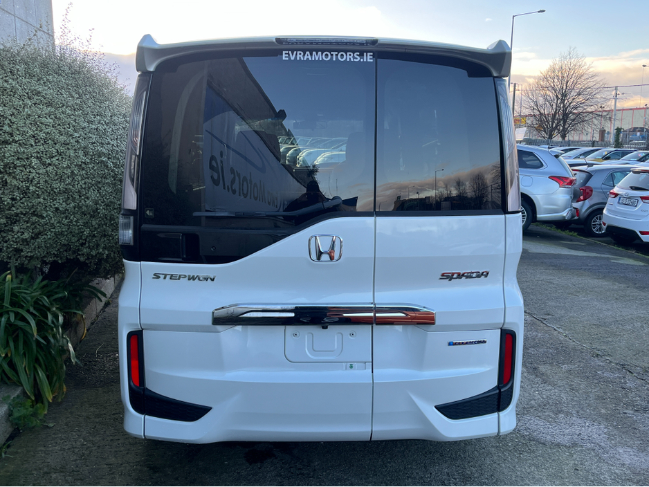 2020 Honda Stepwagon SPADA 7 SEATER HYBRID 2.0 PETROL //LOW MILES//ADAPTIVE CRUISE CONTROL//KEYLESS ENTRY//REVERSE CAMERA//POWER SLIDING REAR DOORS// €29,950