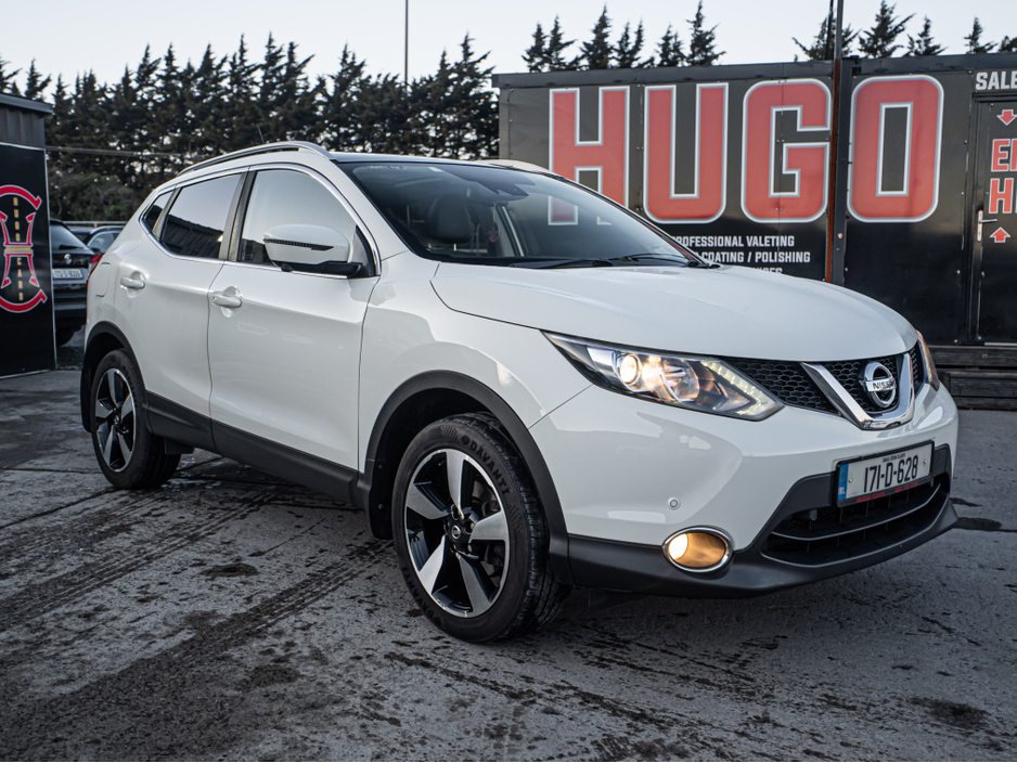 2017 Nissan Qashqai 2017 Qashqai 1.2/1 owner/High spec/1yr warranty €15,888