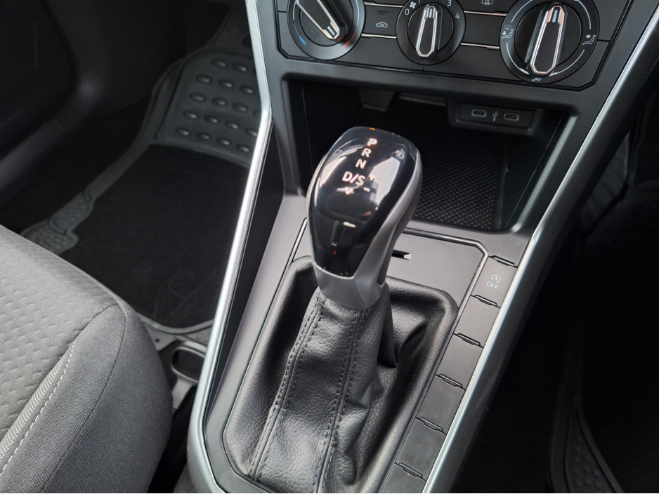 2023 Volkswagen Polo LIFE AUTO 1.0 TSI 95BHP *New Model/Immaculate/App Connect* €21,950