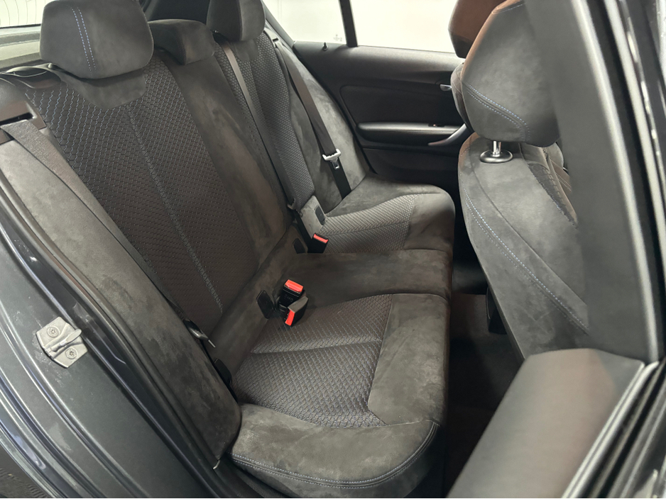 2017 BMW 1 Series BMW 1 SERIES 118D M-SPORT AUTO*DRIVE MODES*REVERSE CAMERA*KEYLESS ENTRY & START*BLUETOOTH AUDIO*FINANCE AVAILABLE TRADE INS WELCOMEi