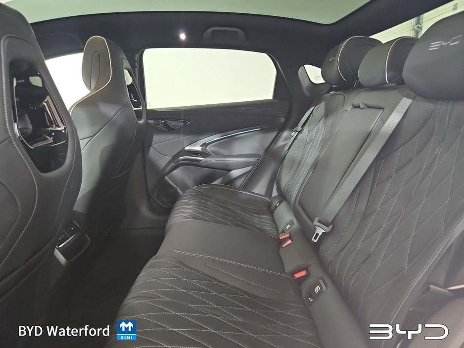 2026 BYD Seal TAXI OFFER *Finance Rates from 3.5%* Order Now for 261 Delivery DESIGN MODEL - 82.5kWh battery, 313HP, up to 570km range. Features include Adaptive Cruise Control, Heat Pump, 15.6" Electric Rotary Tou €28,980