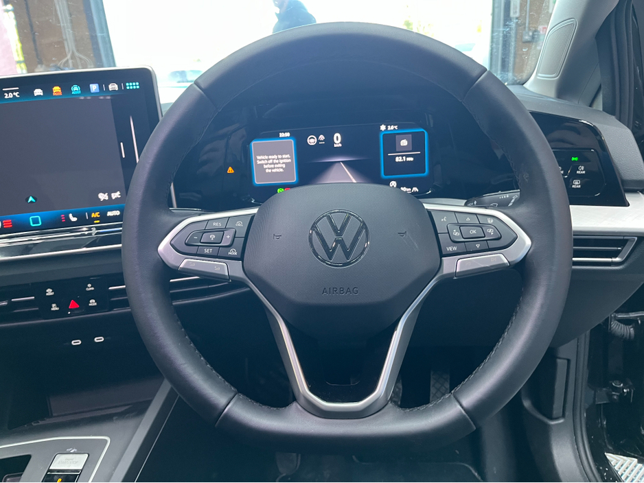 2025 Volkswagen Golf €38950 2025 VOLKSWAGEN GOLF TDI ACTIVE ADVANCE 2.0 AUTOMATIC / CRUISE CONTROL / HEATED SEATS / REVERSE CAMERA €38,950