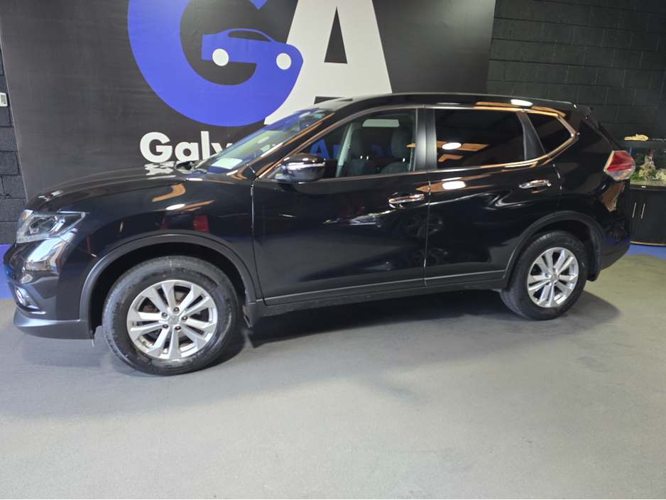 2016 Nissan X-Trail REAR CAMERA WITH CAR PLAY-LOW MILEAGE €12,950
