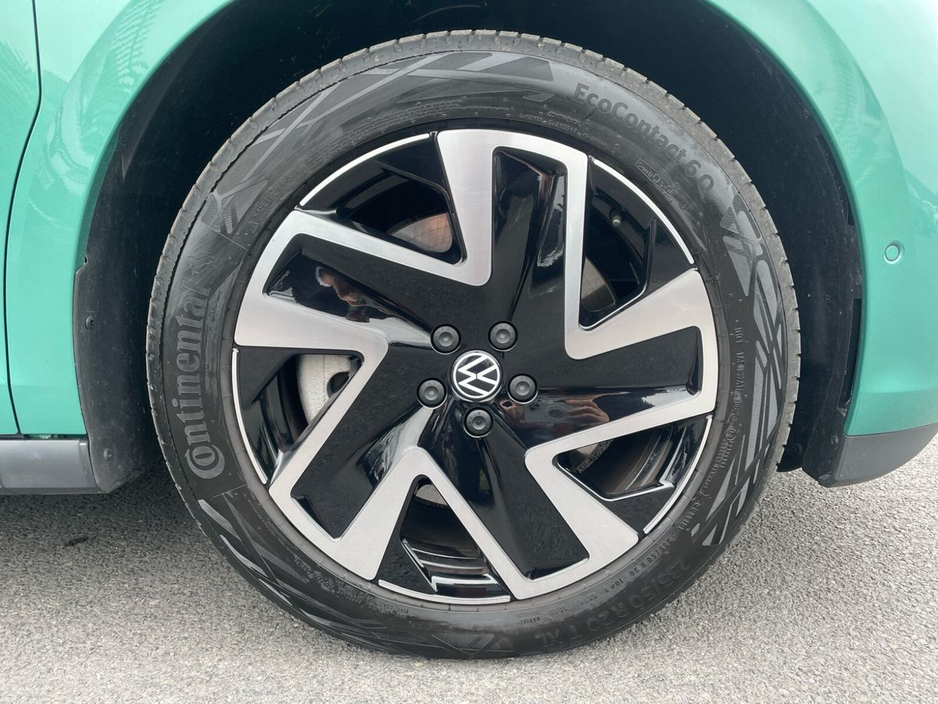 2025 Volkswagen ID.Buzz  €66,975