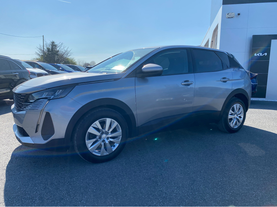 2021 Peugeot 3008 FL ACTIVE 1.5 BLUE HDI 13 130 6.2 €26,500