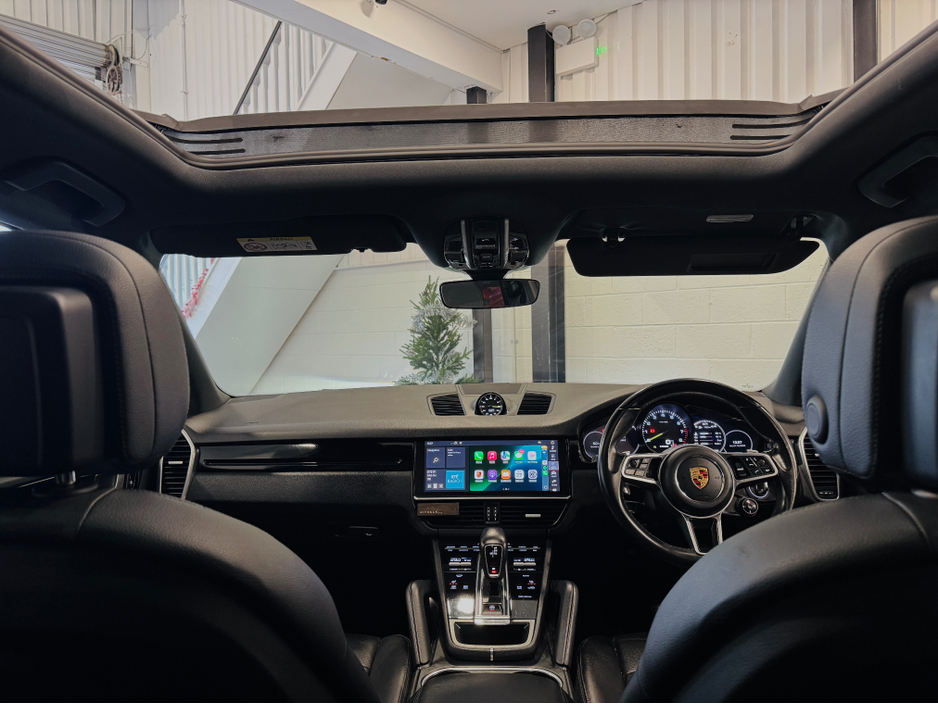 2019 Porsche Cayenne V6 E-HYBRID AUTO €59,899