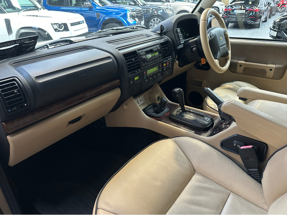 2004 Land Rover Discovery D2 TD5 HSE AUTO 7 SEATER €24,950