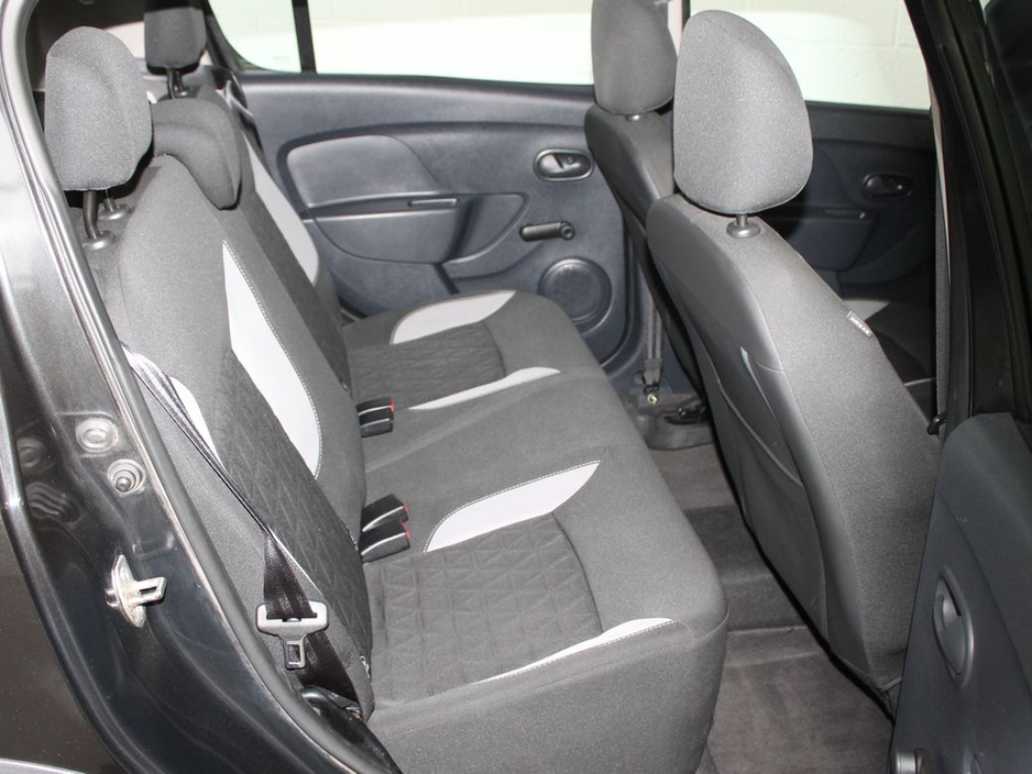 2017 Dacia Sandero Stepway Alternative 1.5 DCI 90 €8,750