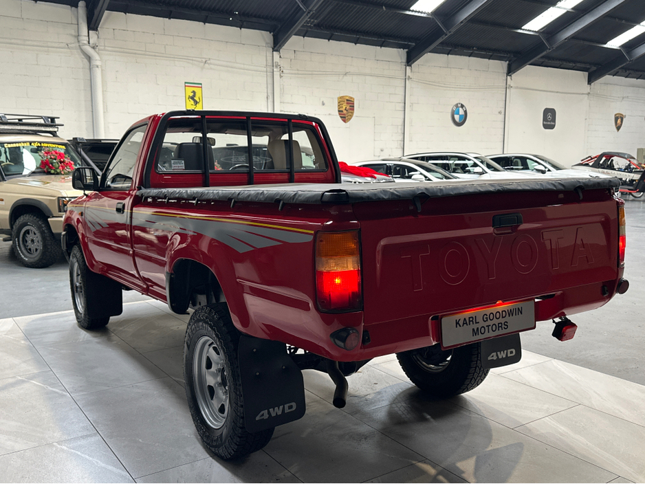 1996 Toyota Hilux 2.4D PICK UP MINT CONDITION €29,950