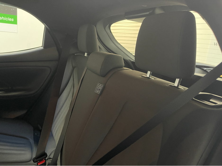 2020 Toyota Yaris (Low Kms) HYBRID 1.5 AUTOMATIC 5DR MODEL  www.bolandscarcentre.ie €15,900