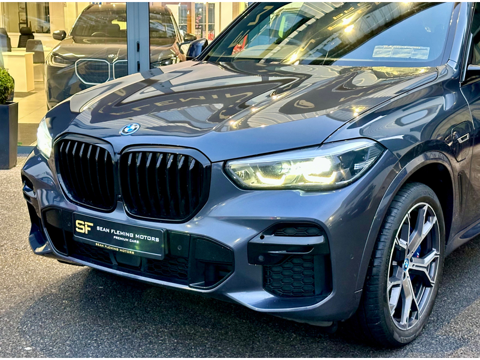 2022 BMW X5 XDRIVE45E M SPORT AUTO €56,950