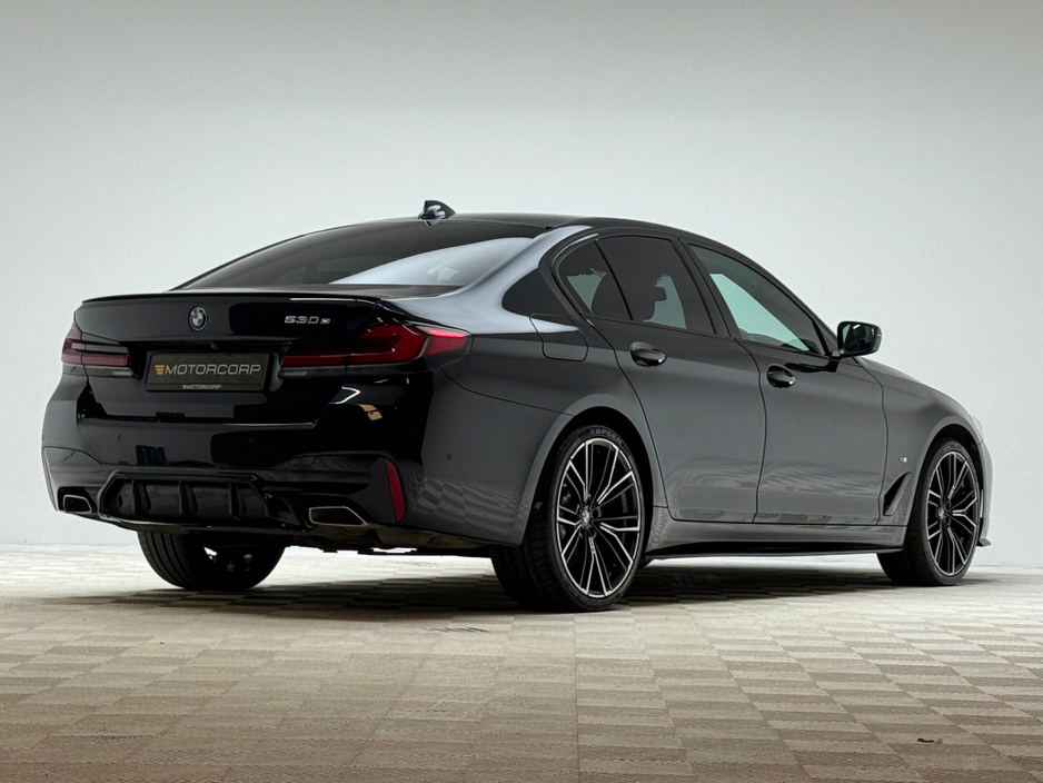 2021 BMW 5 Series 530E M SPORT €36,990