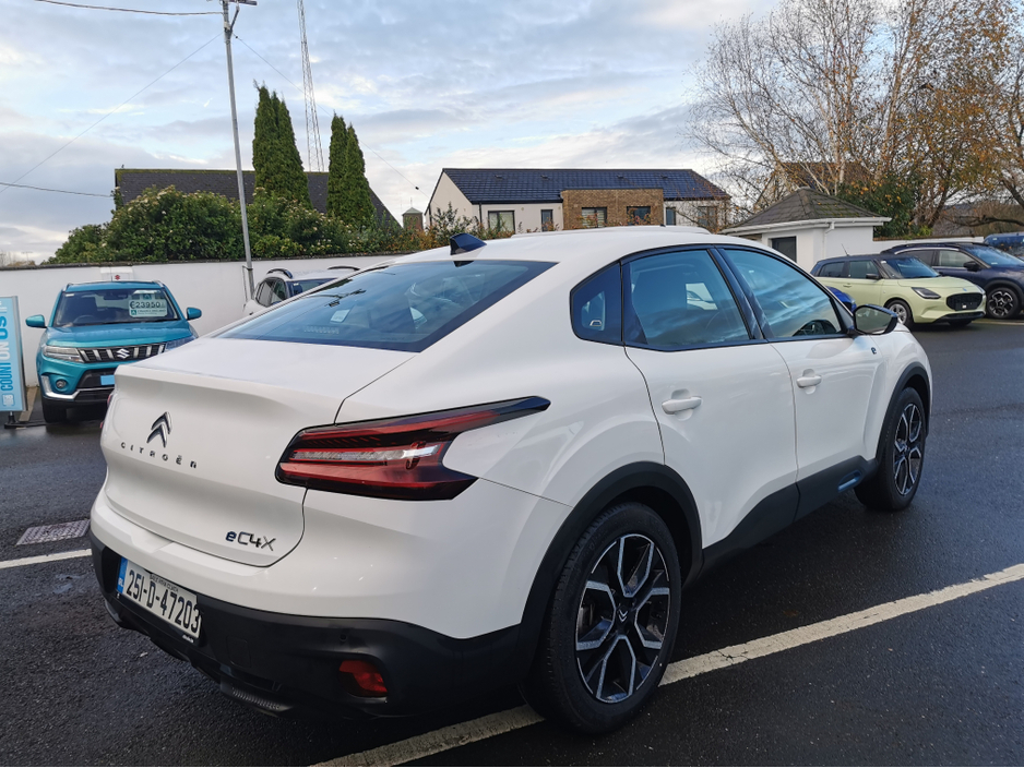 2025 Citroen C4X E -C4 X EFEEL PACK 50KWH 4DR €23,950