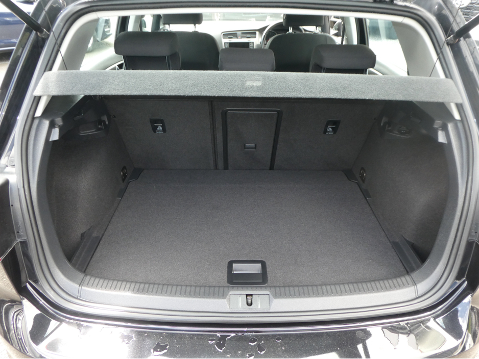 2015 Volkswagen Golf TSI Bluemotion €13,950