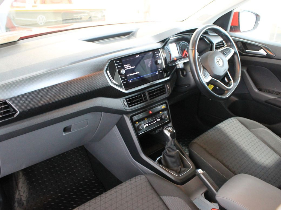 2020 Volkswagen T-Cross Life 1.0 TSI M5F 95HP 5DR €19,999