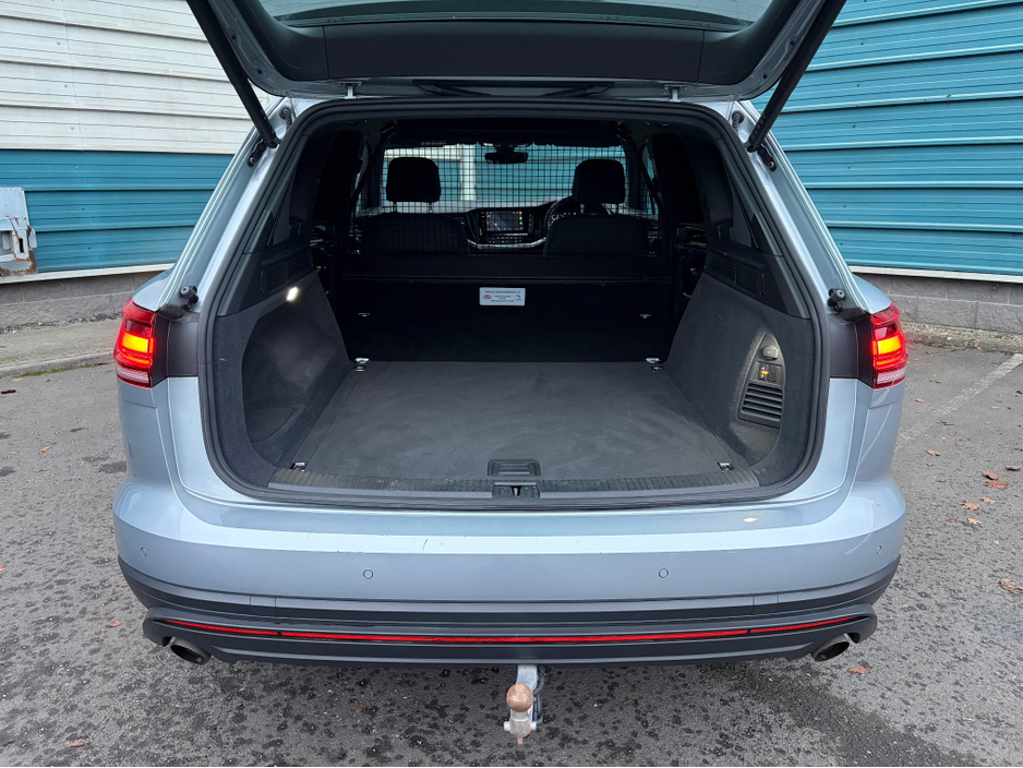 2023 Volkswagen Touareg N1 2 Seat Commercial Van €49,950