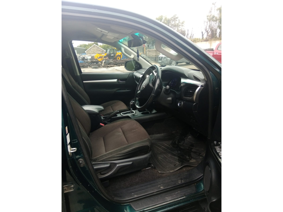 2019 Toyota Hilux 2.4D4D INVINC 148BHP D/C €23,500