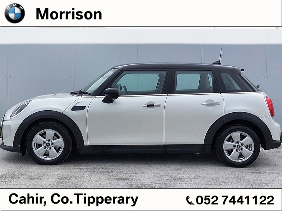 2023 MINI Hatch COOPER Cooper Classic Auto €25,995