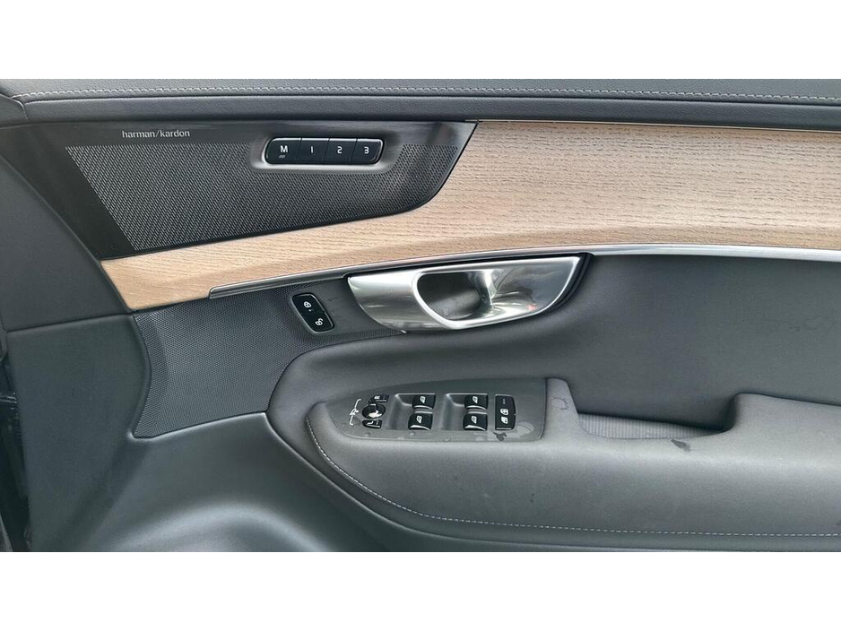 2025 Volvo XC90 PLUS MODEL PHEV AWD ** NEW MODEL ** €79,950