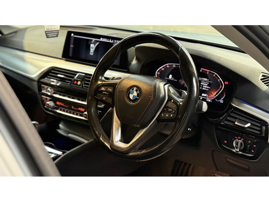 2020 BMW 5 Series 520D SE FULLY KITTED // 12 MONTH WARRANTY // SAME DAY FINANCE €26,950