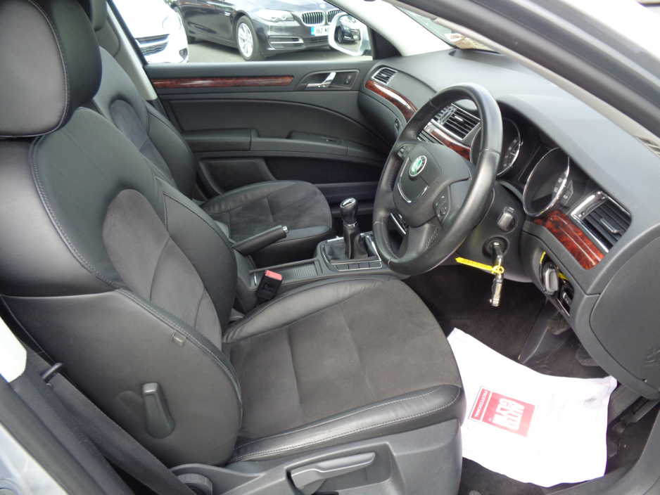2013 Skoda Superb AMB GL 1.6tdi 105HP 4DR €11,900